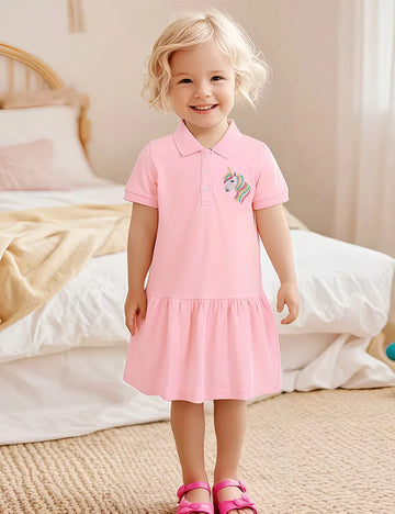 Rochie de polo brodată de unicorn curcubeu